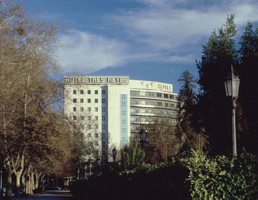 Hotel Tres Reyes 4*